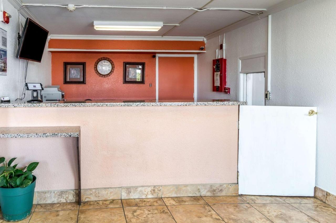 Econo Lodge Mineral Wells Exterior foto